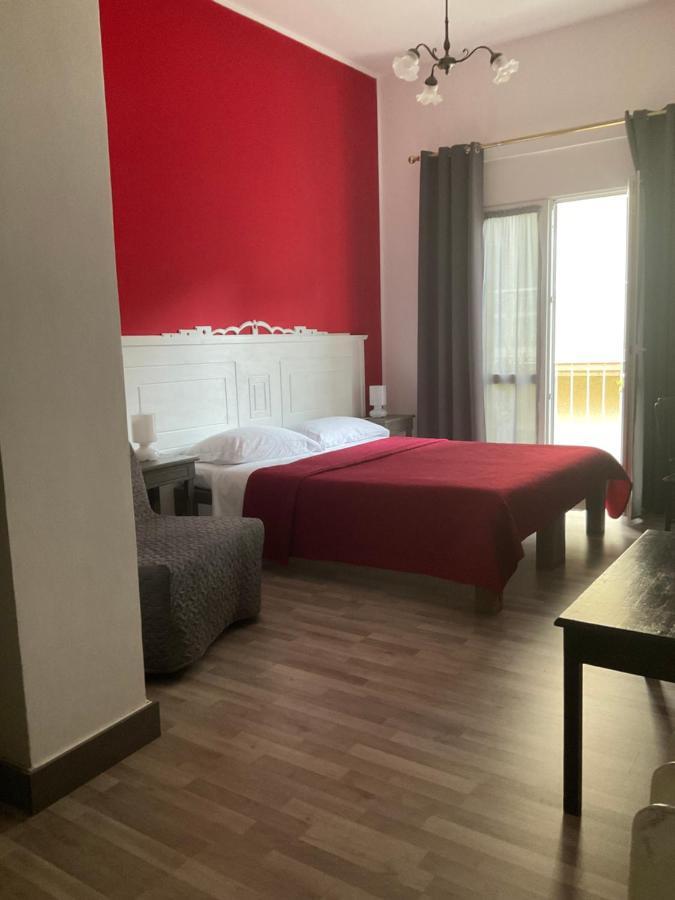 384 Guesthouse Rooms & Suite Enna Eksteriør billede