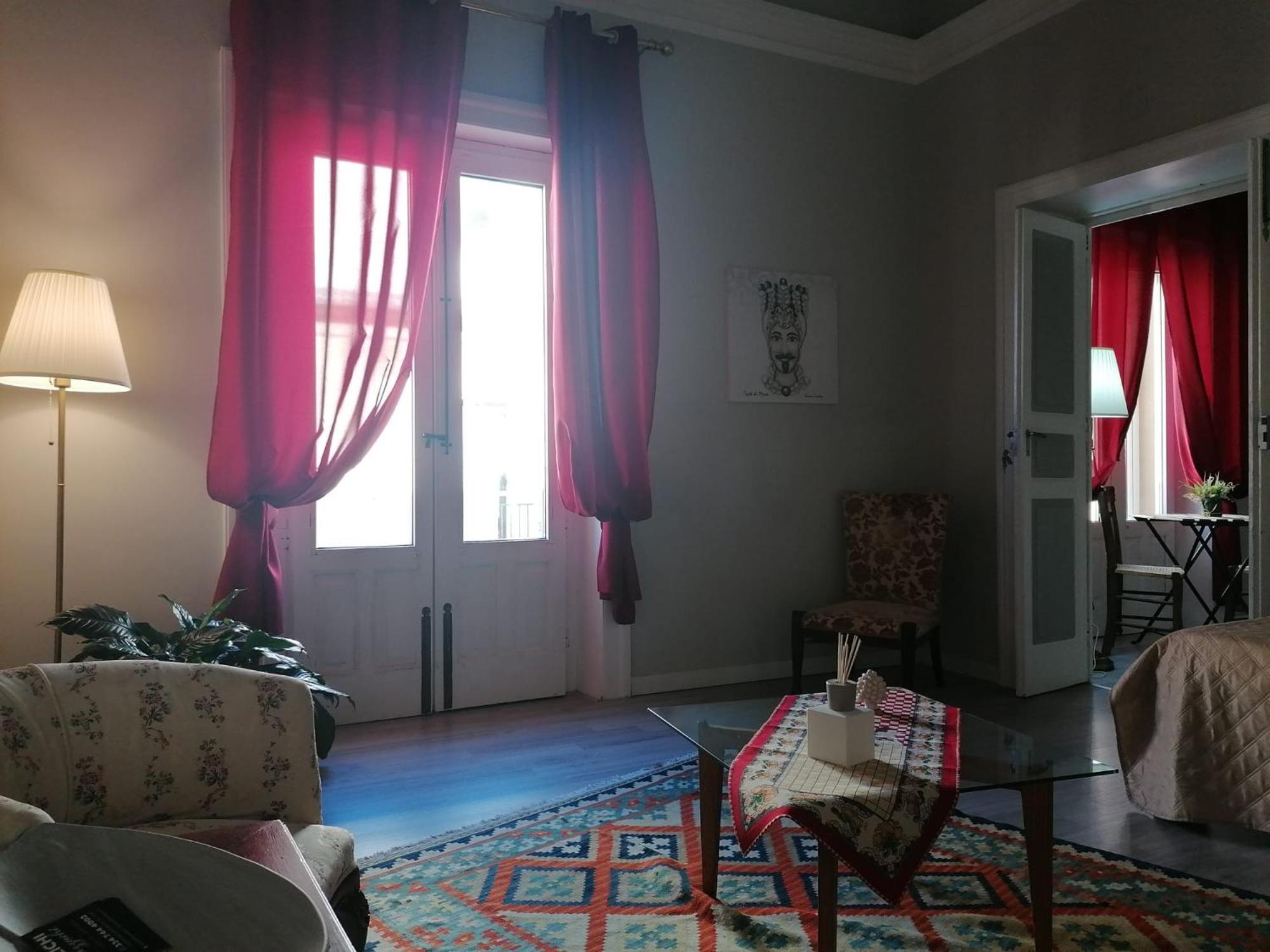 384 Guesthouse Rooms & Suite Enna Eksteriør billede